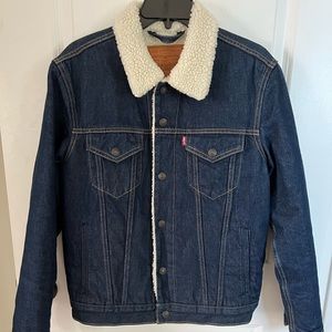 levis sherpa dark wash denim jacket